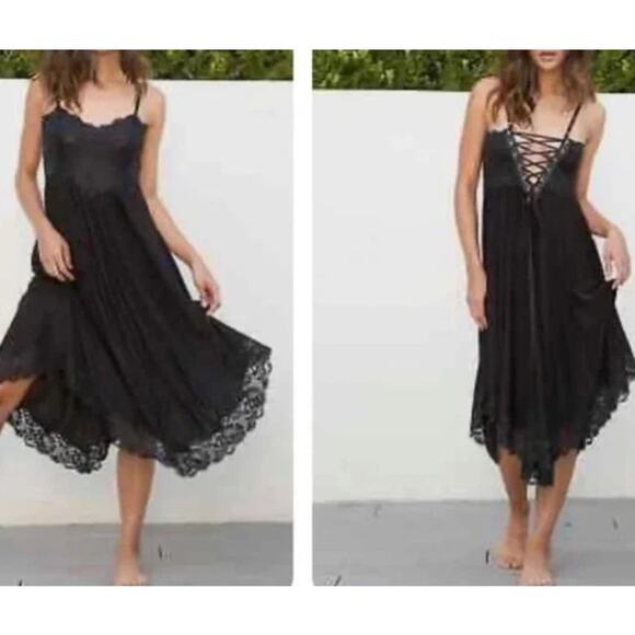 We are HAH the Evelyn Reversible Dress in Noir Black - S - Picture 1 of 9